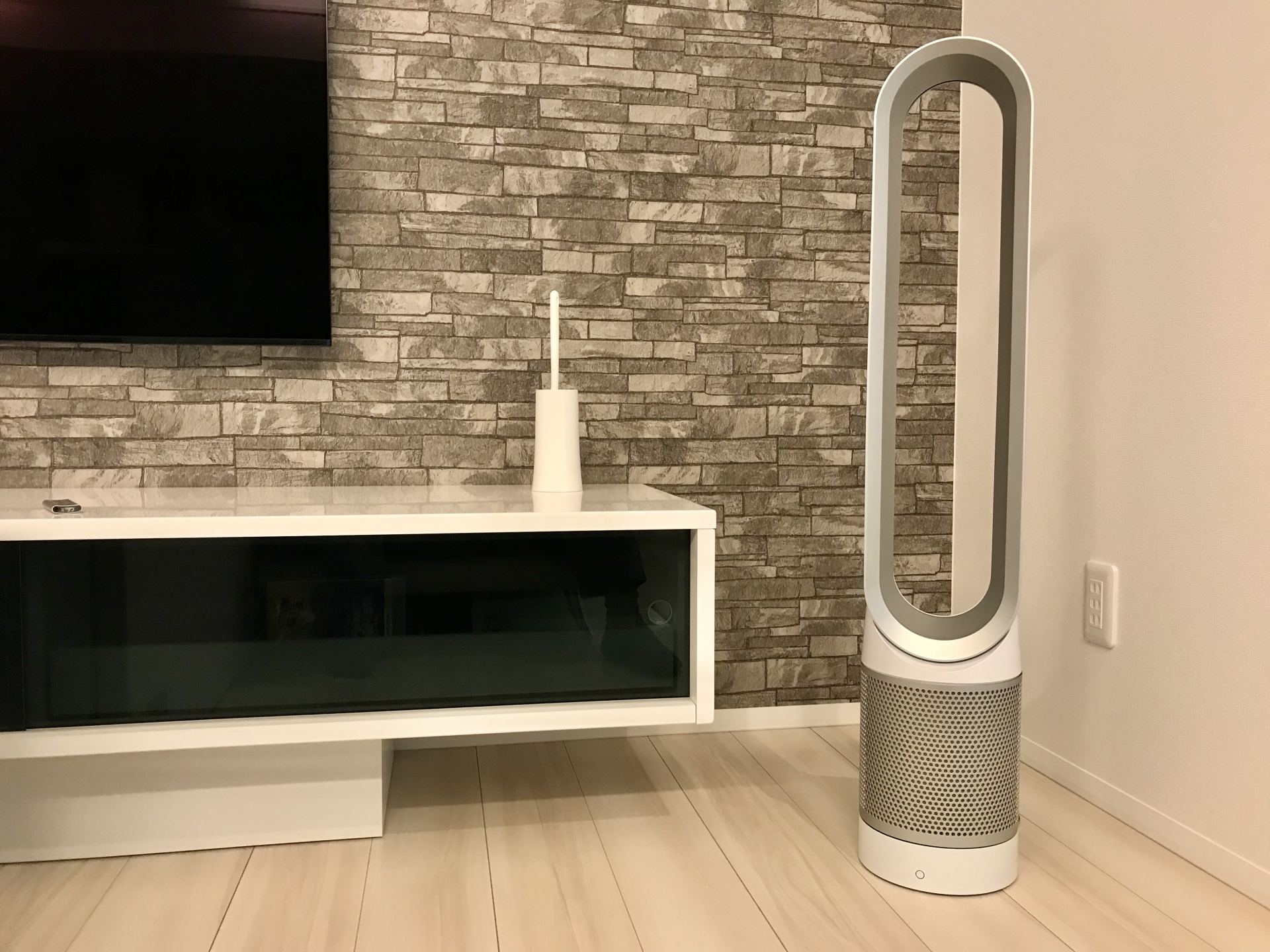 ダイソンホットアンドクールはおすすめ？特徴や電気代の目安を紹介