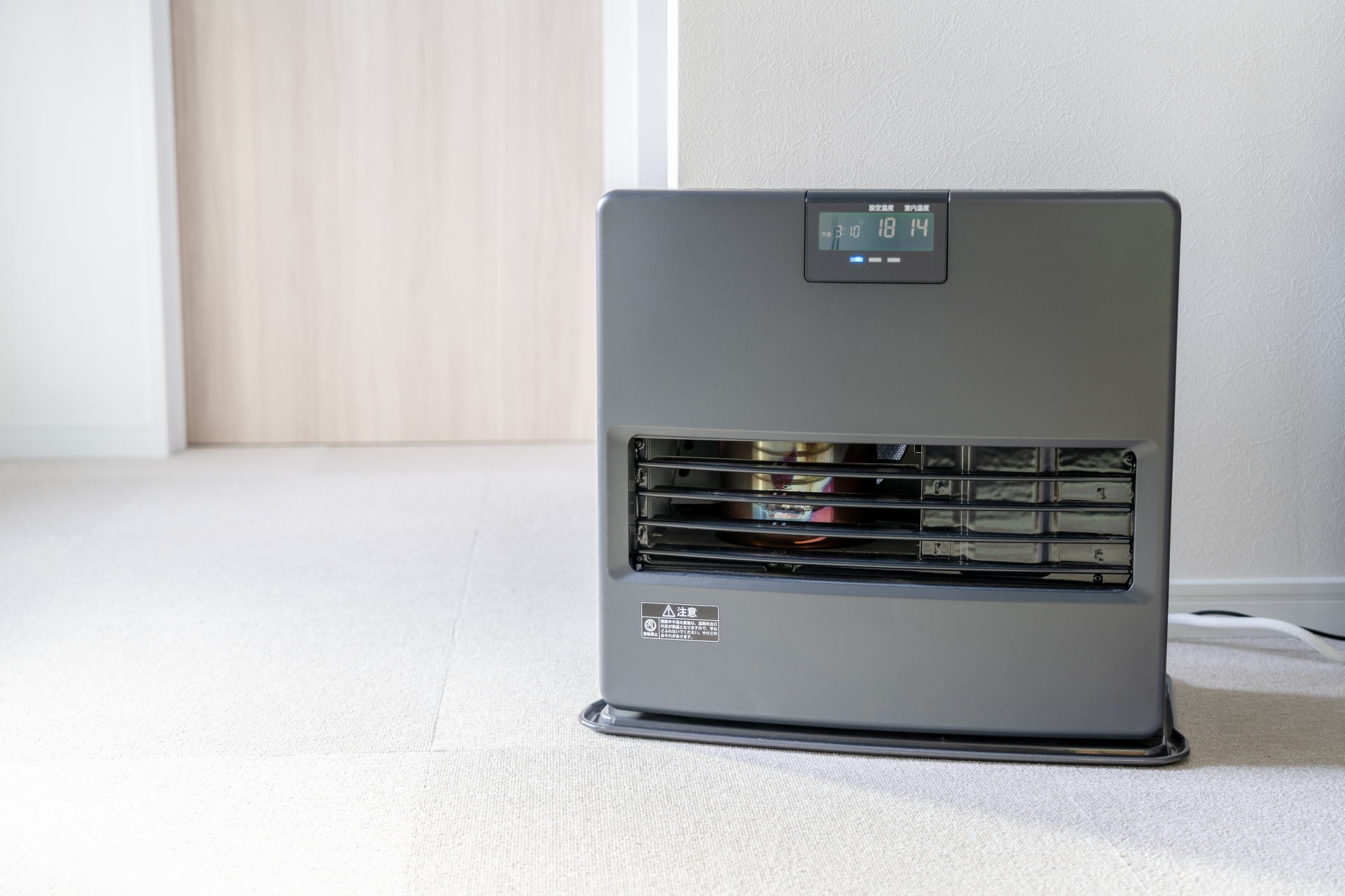 暖房の節電方法を紹介！工夫して冬の電気代を抑えよう！