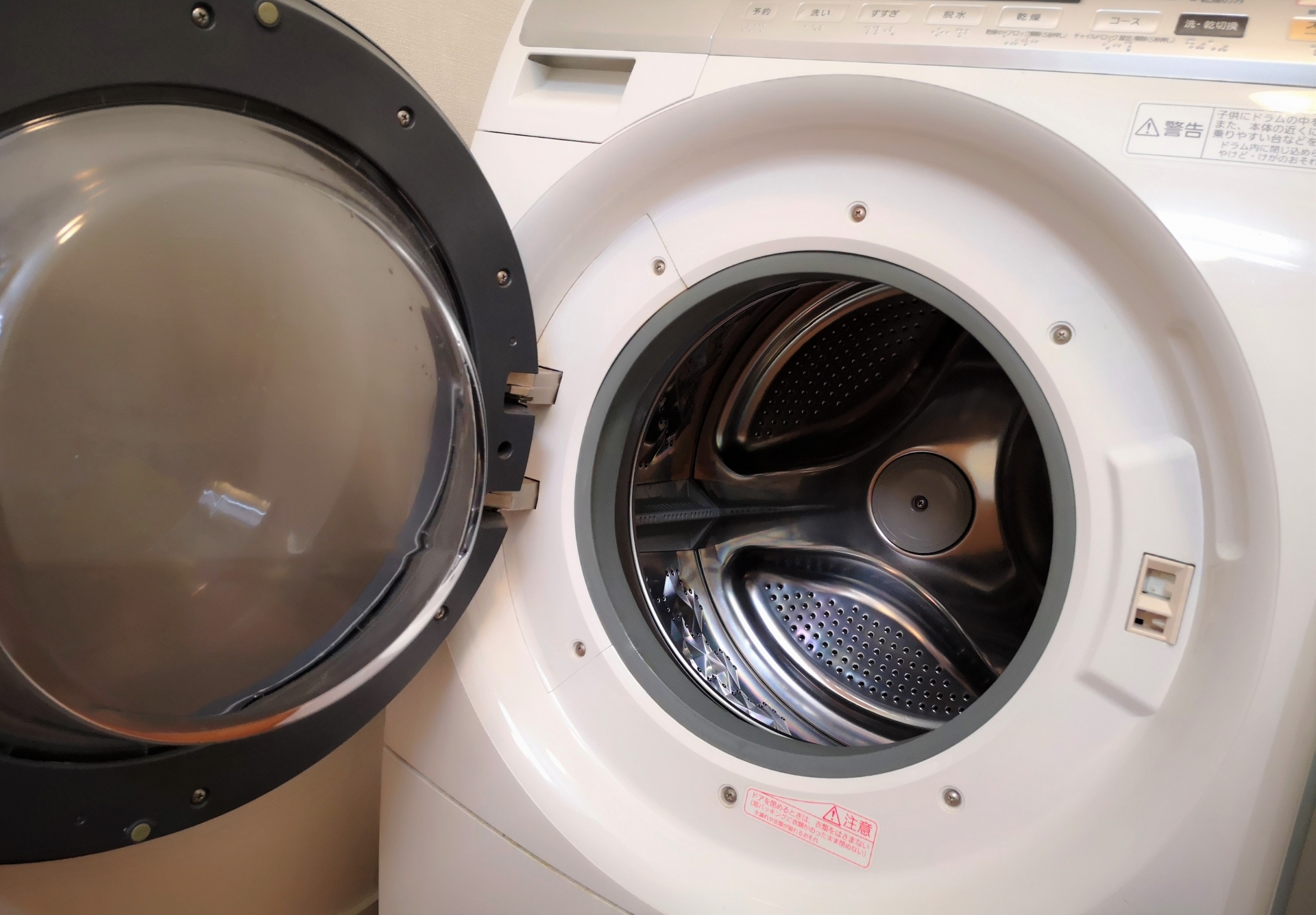 洗濯機の電気代の目安は？節電・節水のポイントも詳しく解説